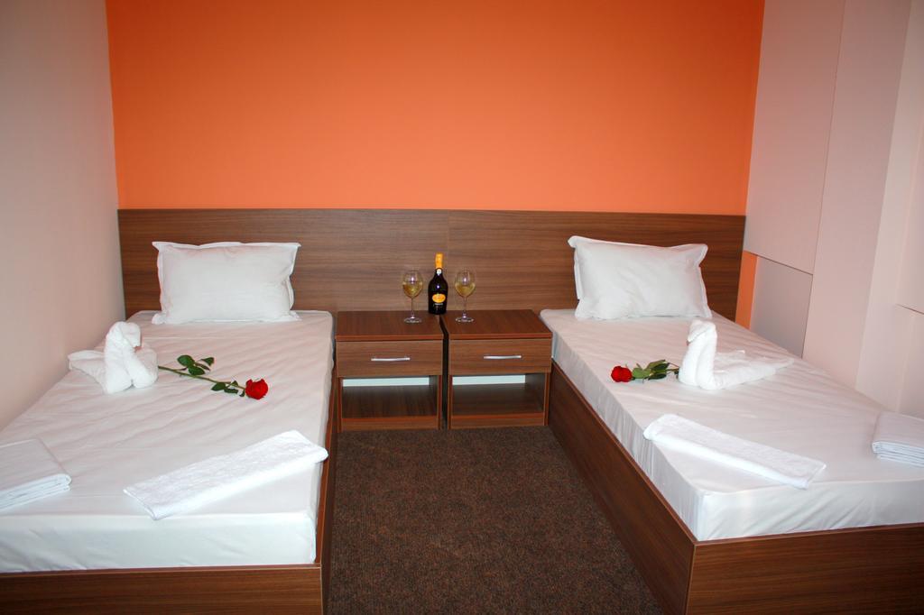 Hotel Iris Plowdiw Zimmer foto